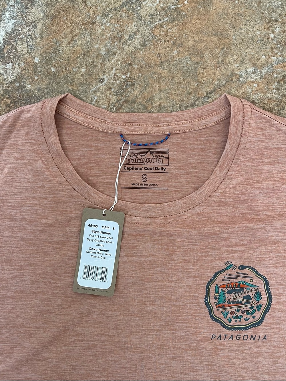 Women's Long-Sleeved Capilene® Cool Daily Graphic Shirt - Lands - Picture 3 of 9